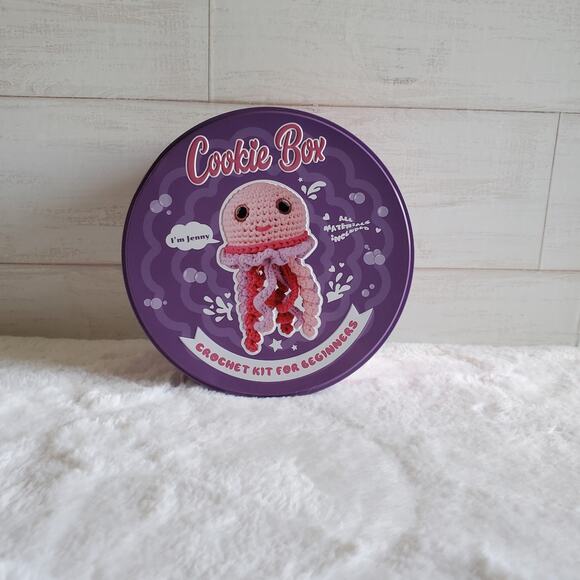 Cookie Box Crochet Kit for Beginners Jellyfish Jenny Read Description - Picture 1 of 6